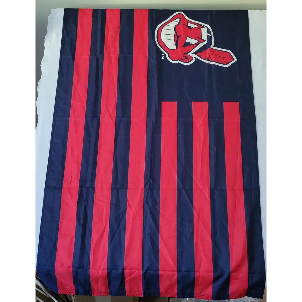 Cleveland Indians Chief Wahoo Garden Flag Striped Polyester Grommets 3 x 5 Ft